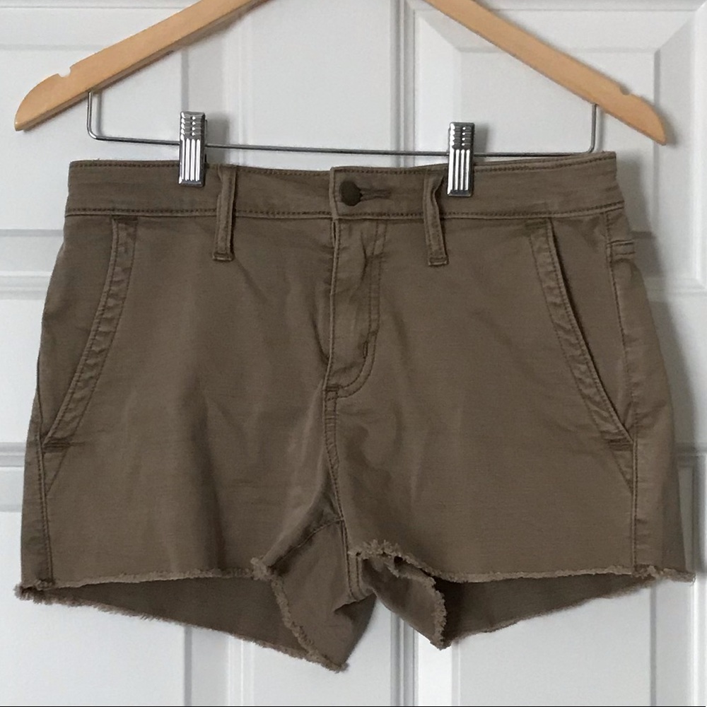 Universal Thread tan Jean shorts